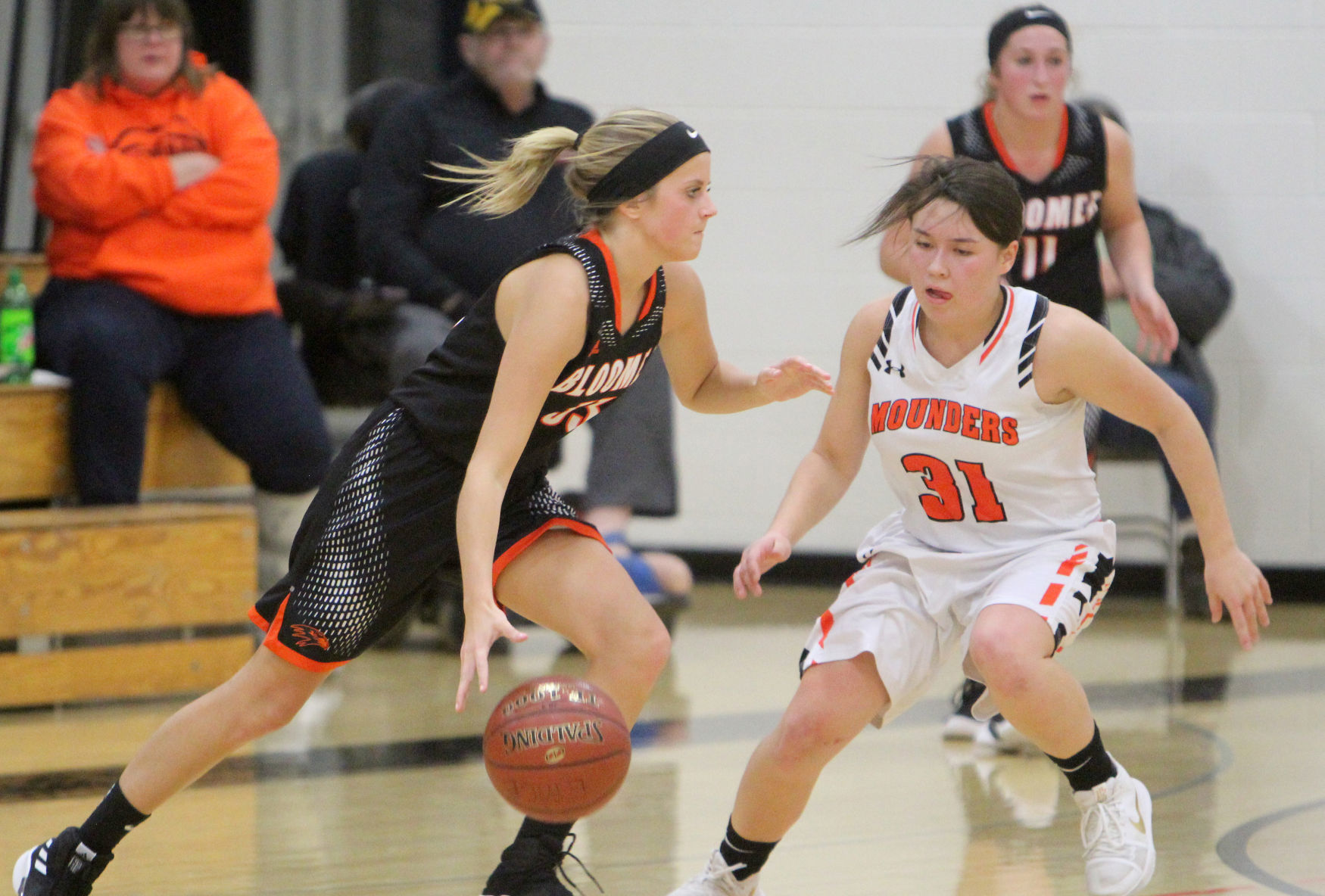 Bloomer at Elk Mound girls basketball 11-20-18